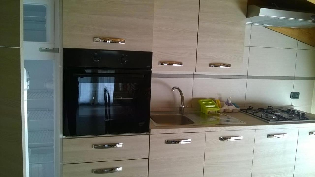 Appartamento Via Giorgio Canale 72 Chiavari Bagian luar foto