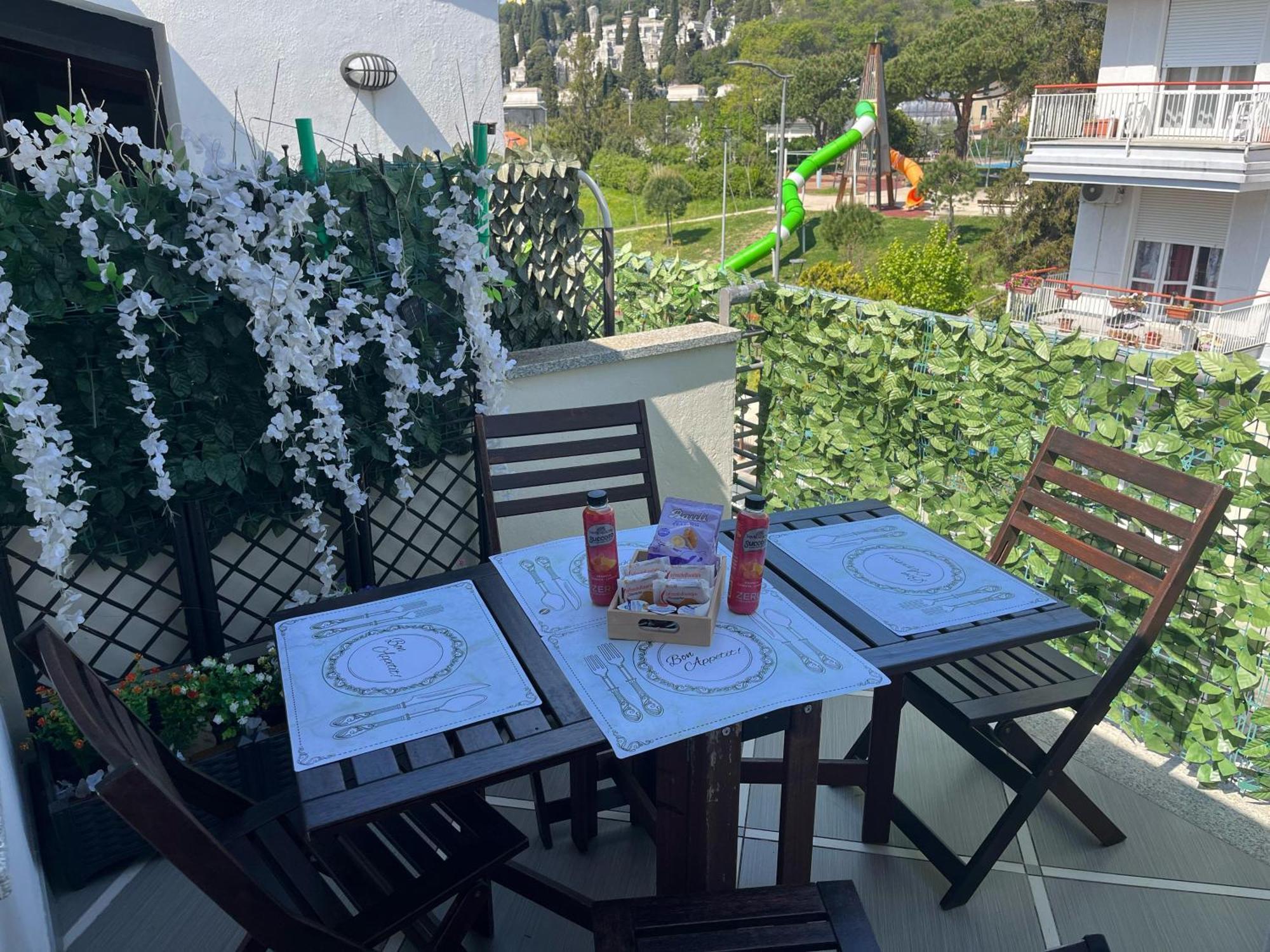 Appartamento Via Giorgio Canale 72 Chiavari Bagian luar foto